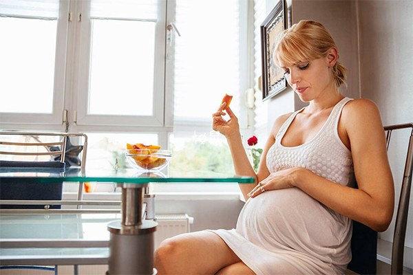 孕妇脚肿看生男生女不靠谱