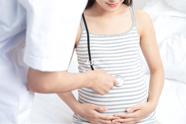 医生会是一些暗示胎儿性别的话