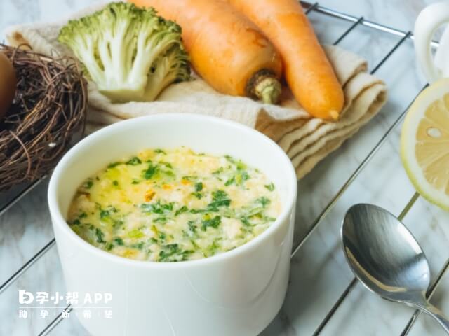 宝宝在4至6个月就需要添加辅食